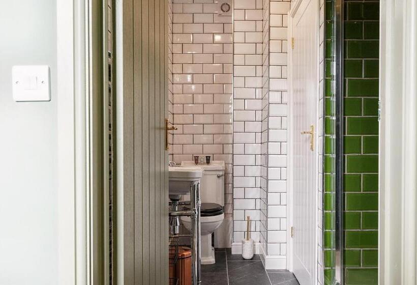 Quarto Deluxe, The Coach House