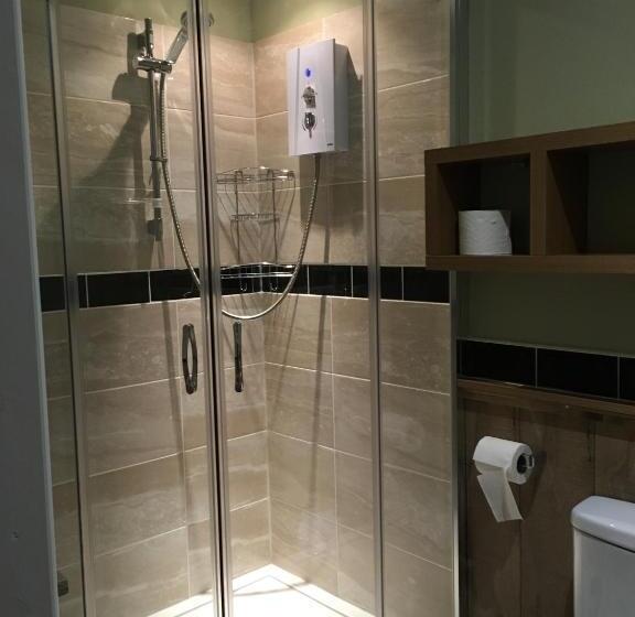 חדר דחוקס עם מיטת קינג, Kings Arms Inn