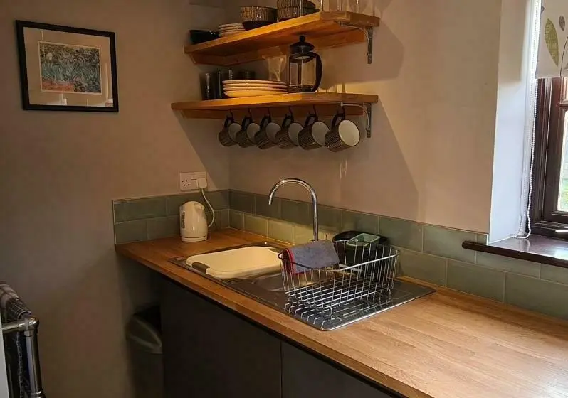 スタンダードルーム, Threeways House