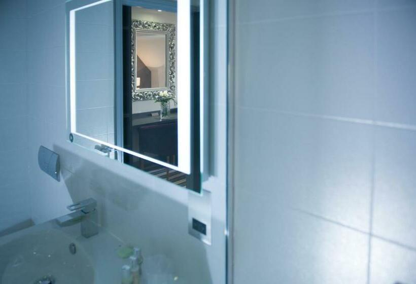 חדר דלוקס, Wharton Park Golf & Country Club