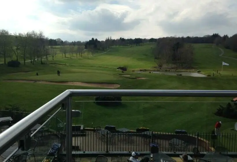 エクゼクティブルーム, Wharton Park Golf & Country Club
