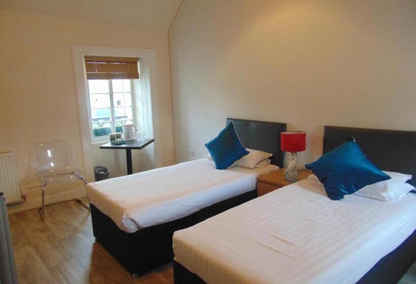 四人标准间, Callander Hostel
