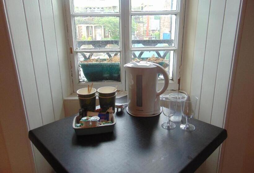 패밀리 룸, Callander Hostel