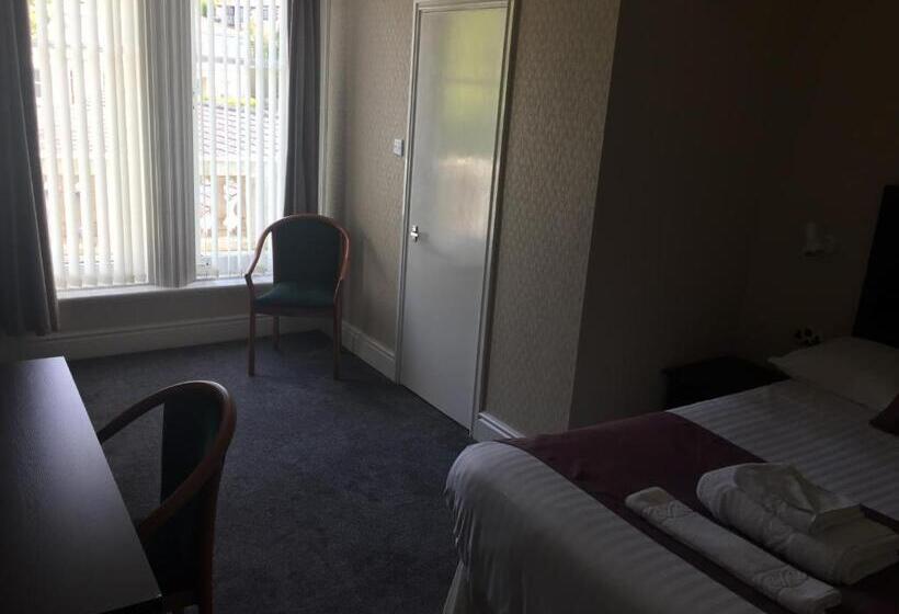 Номер Стандарт, Chase