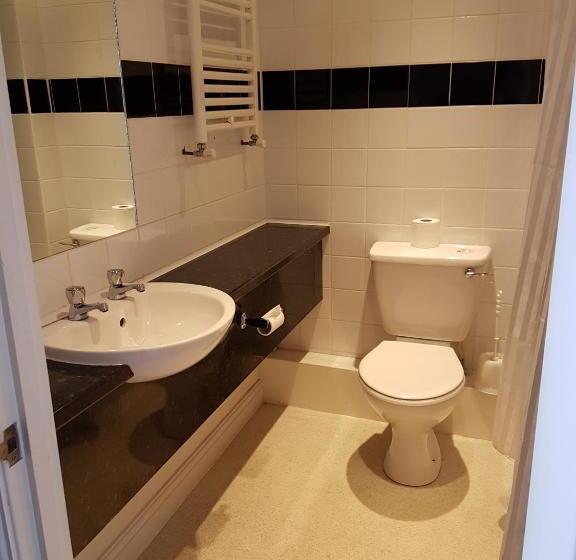 Семейный Номер, Chase