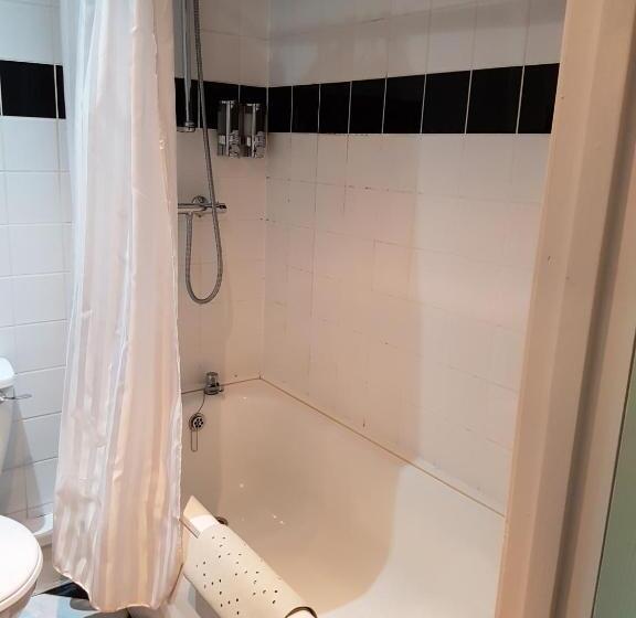 Номер Стандарт, Chase