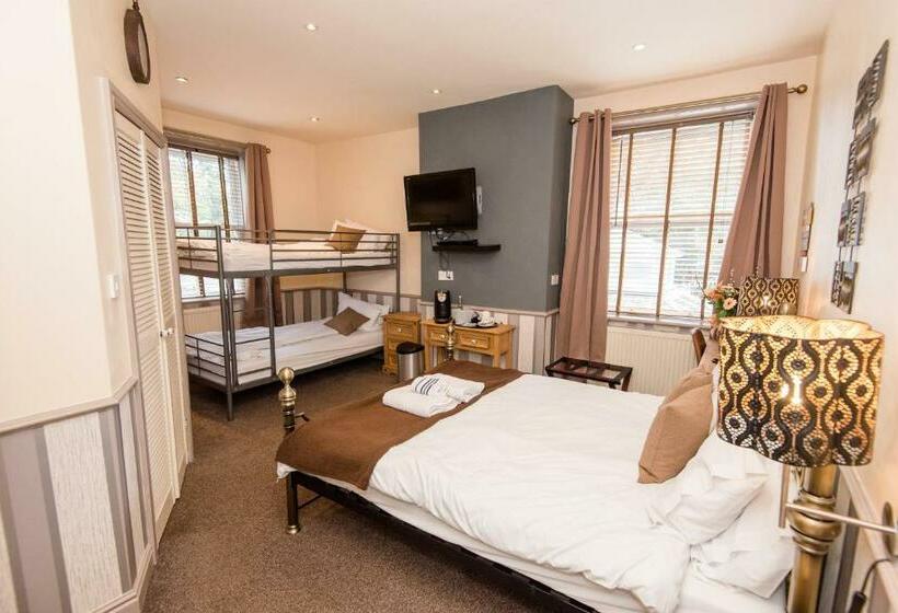 家庭间, Dimple Well Lodge