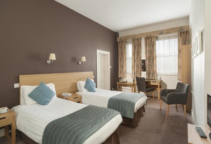 スタンダードルーム, Ship And Castle