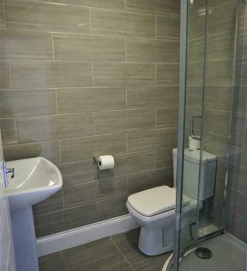 חדר סטנדרט, The Angel