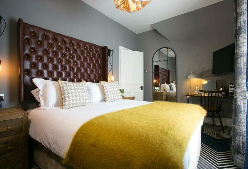 غرفة سوبيريور عائلية, The Huntsman Of Brockenhurst