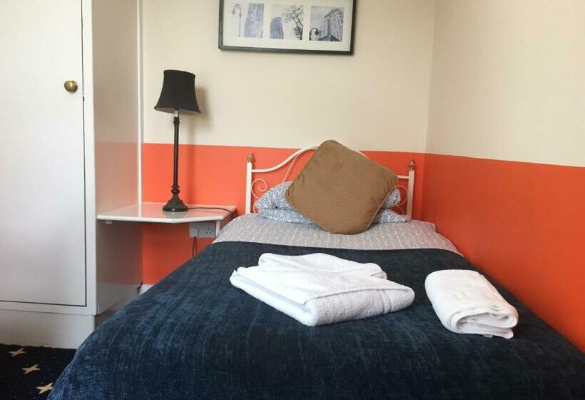 חדר אקונומי יחיד, Welbeck Hotel   Close To Beach, Train Station & Southend Airport