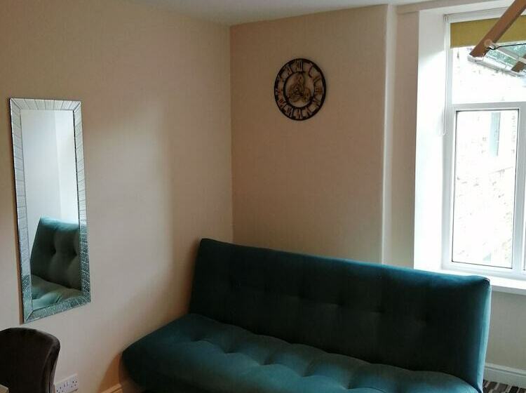 스탠다드 룸, Spring Grove Tavern