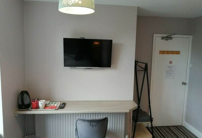 스탠다드 룸, Spring Grove Tavern