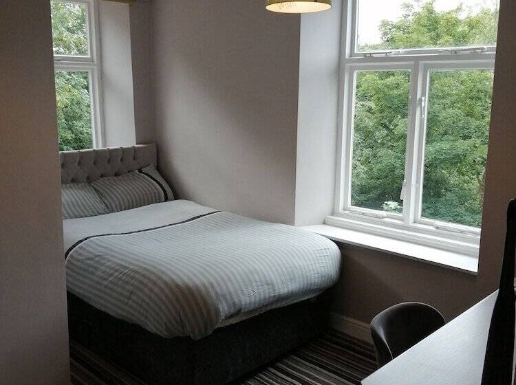 스탠다드 룸, Spring Grove Tavern