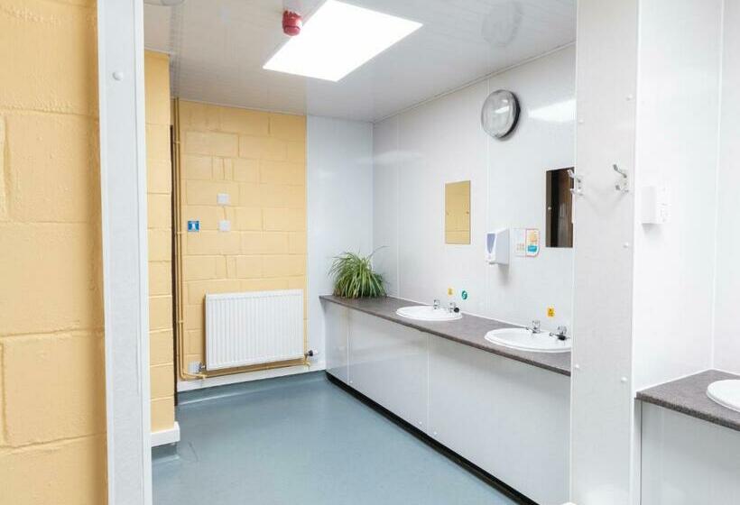 Кровать в Общей Комнате, Torridon Youth Hostel