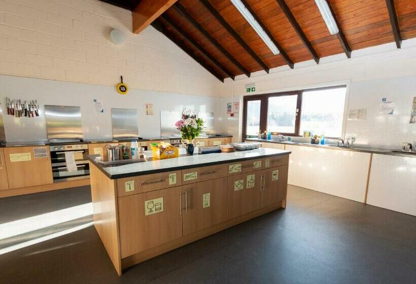 Кровать в Общей Комнате, Torridon Youth Hostel
