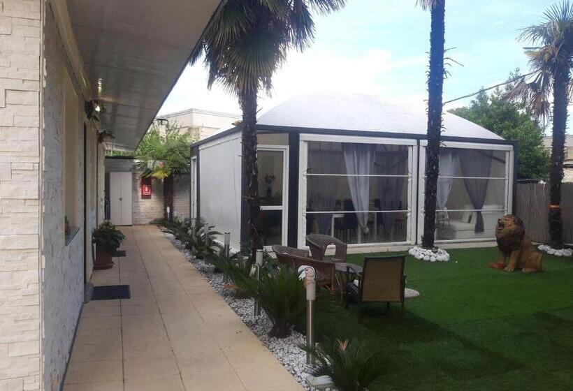 四人标准间, B&b Exclusive