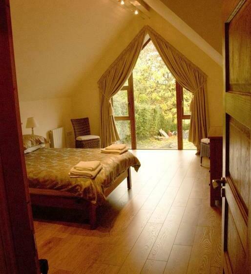 סוויטה, Courtyard Mews Armagh City