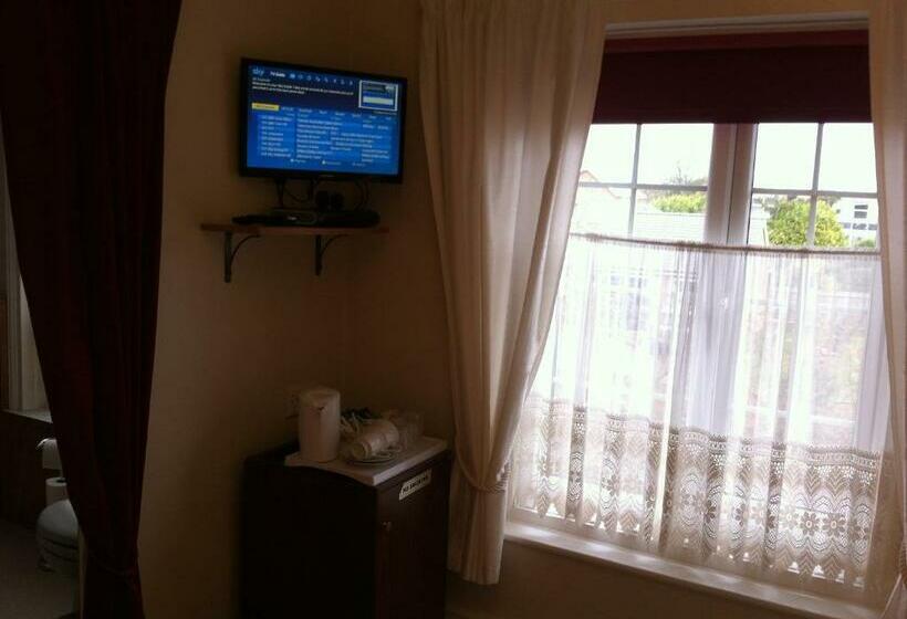 غرفة أساسية, Elloe Lodge