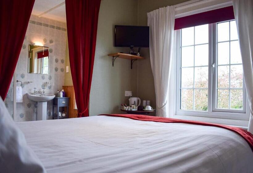 غرفة أساسية, Elloe Lodge