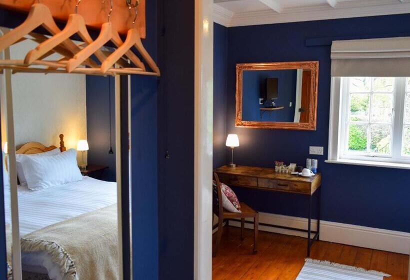 غرفة قياسية, Elloe Lodge