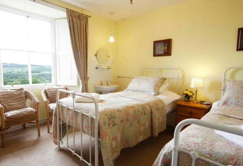 غرفة قياسية, The Old Vicarage