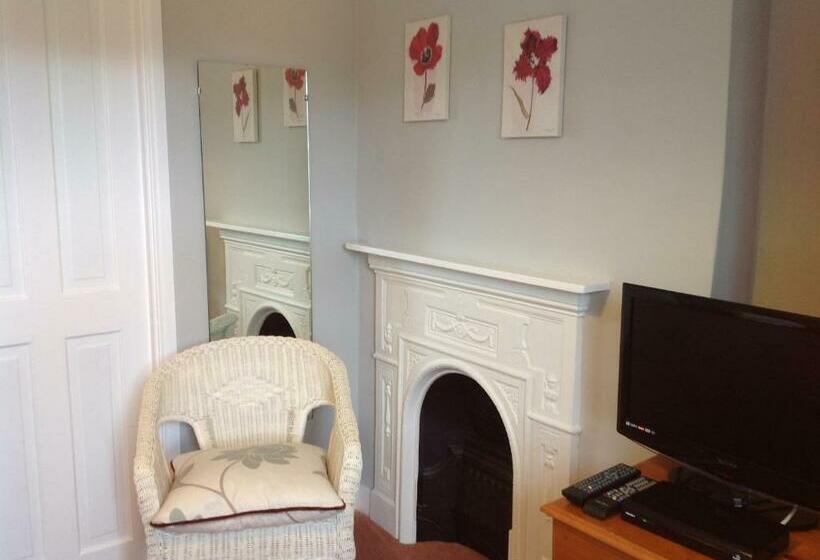 חדר סטנדרט, The Spinney