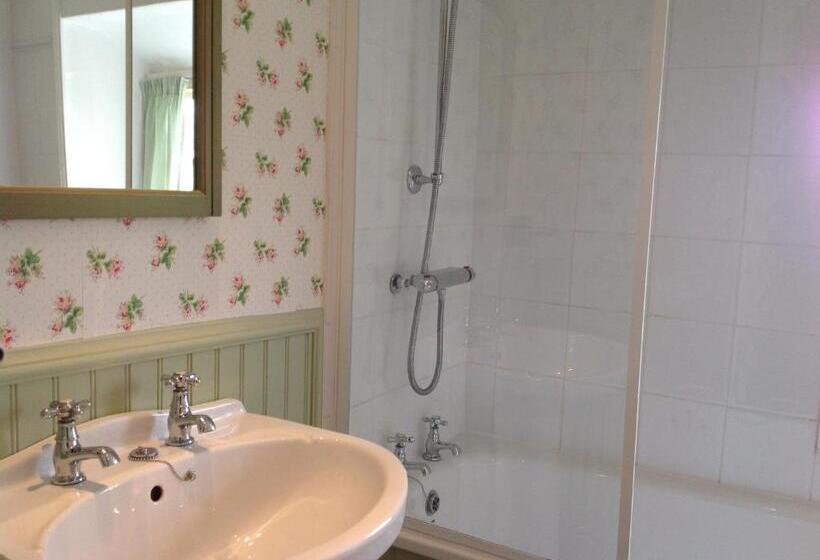 חדר סטנדרט עם מיטת קינג, The Spinney