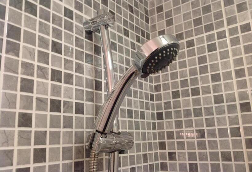 חדר סופריור עם מיטת קינג, The Spinney