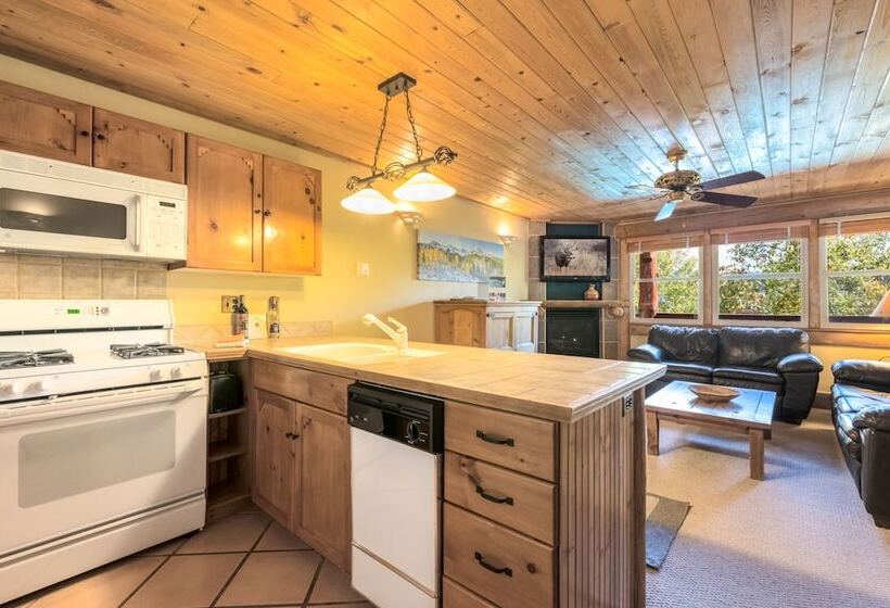 סוויטה משפחתית 2 חדרי שינה, Chipeta Lodge