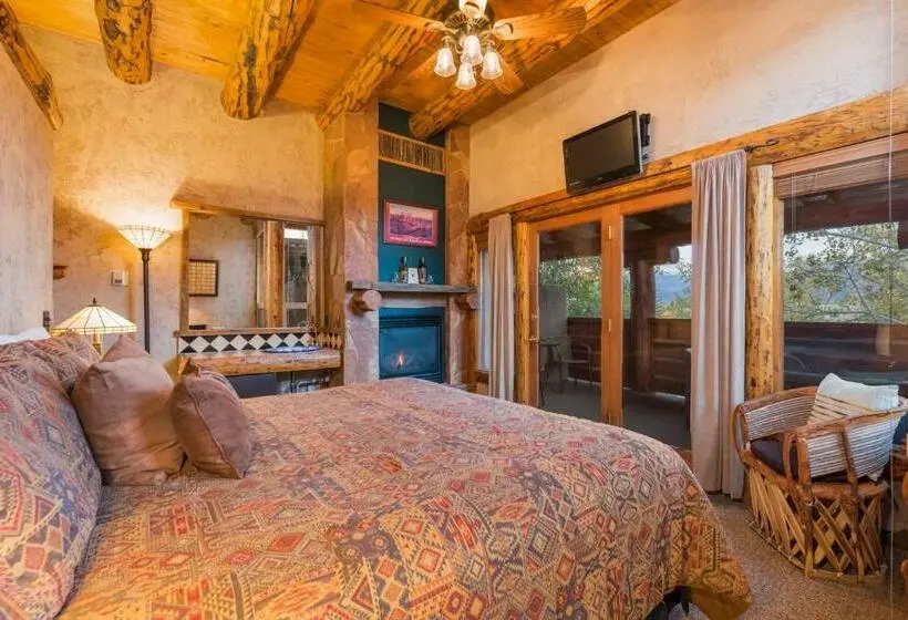 キングサイズベッドのデラックスルーム, Chipeta Lodge