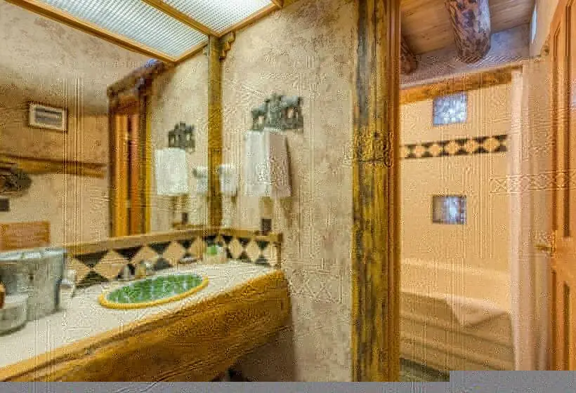 キングサイズベッドのデラックスルーム, Chipeta Lodge