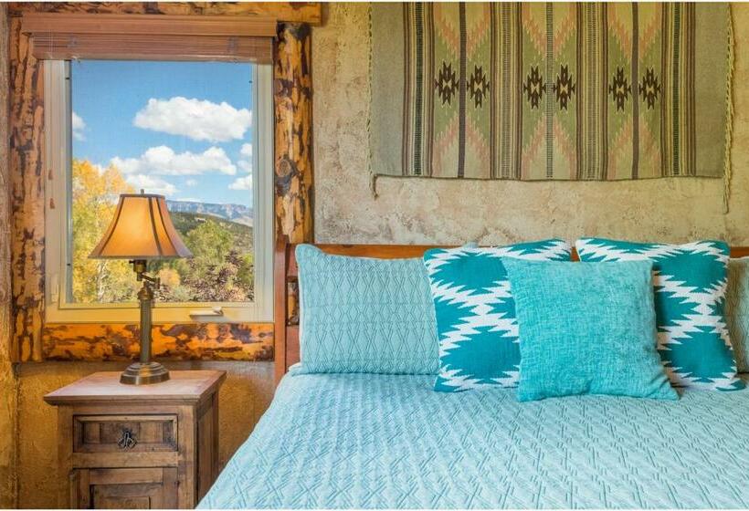 اتاق استاندارد با تخت بزرگ, Chipeta Lodge