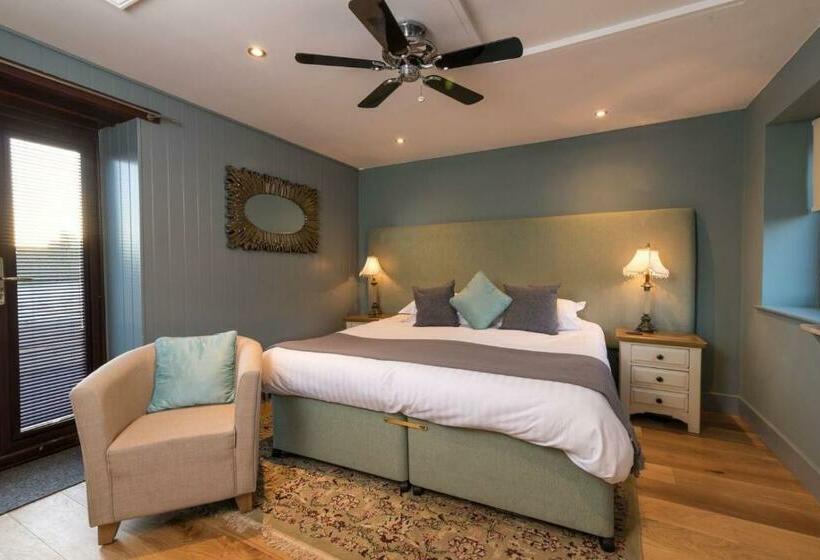 חדר סטנדרט, Briarfields