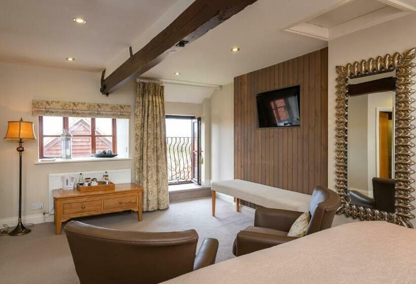 חדר דלוקס, Briarfields