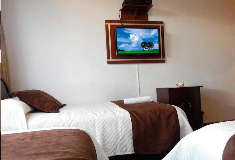 Номер Стандарт Трехместный, La Merced Plaza Hospedaje