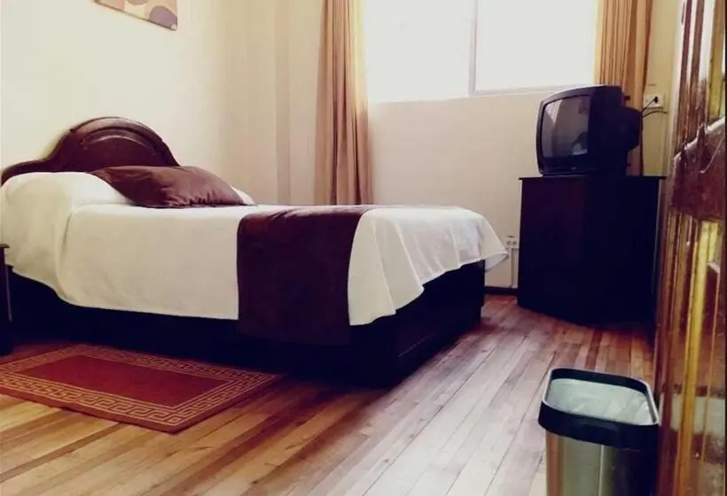 اتاق استاندارد یک تخته با سرویس بهداشتی مشترک, La Merced Plaza Hospedaje