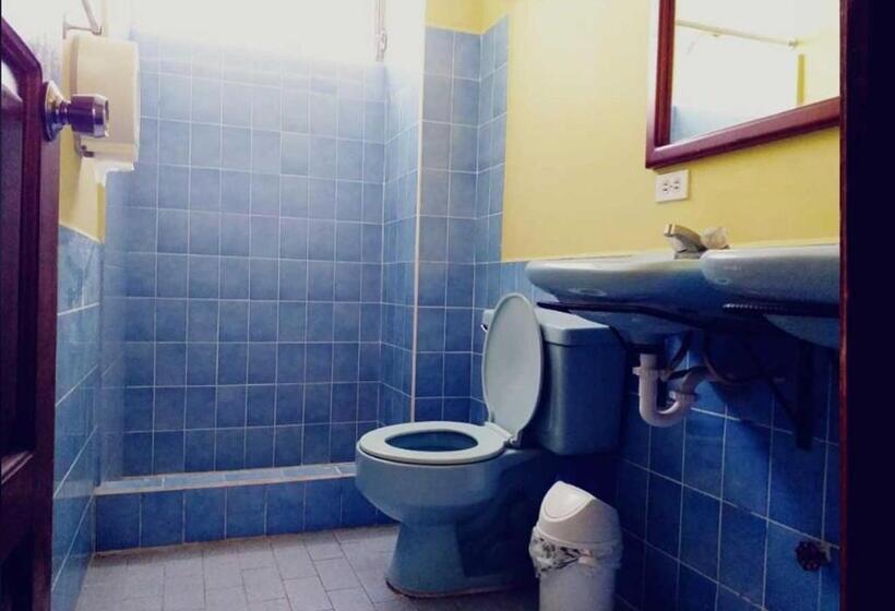 Номер Стандарт Индивидуальный Совместная Ванная, La Merced Plaza Hospedaje