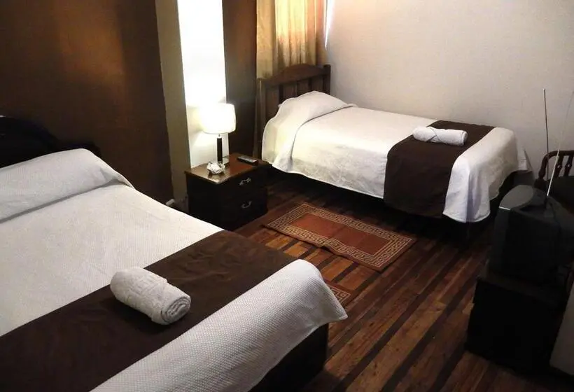 اتاق استاندارد با سرویس بهداشتی مشترک, La Merced Plaza Hospedaje