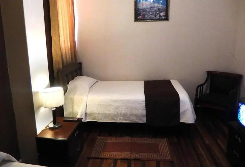 اتاق استاندارد با سرویس بهداشتی مشترک, La Merced Plaza Hospedaje