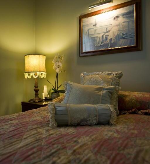 标准间, Overcliffe