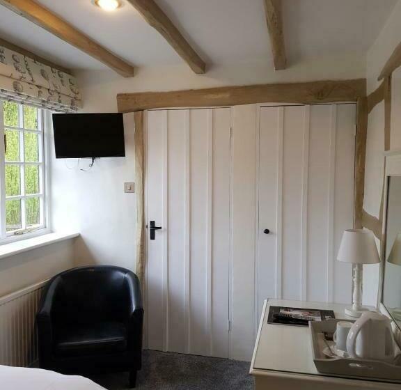 Номер Стандарт Индивидуальный, Random Hall