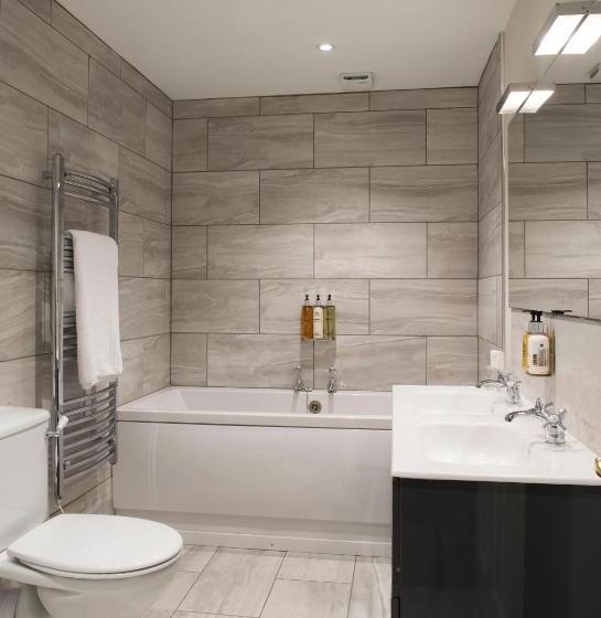 חדר דלוקס, Royal Seven Stars