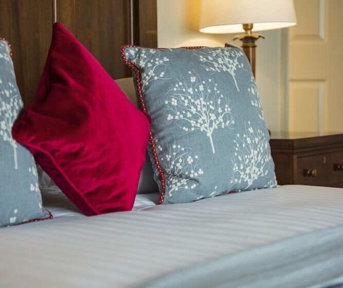 חדר דלוקס, Royal Seven Stars