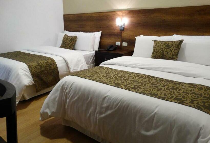 غرفة قياسية ثلاثية, Siena