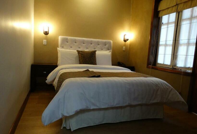 غرفة قياسية, Siena