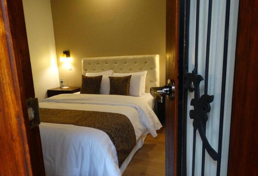 غرفة قياسية فردية, Siena