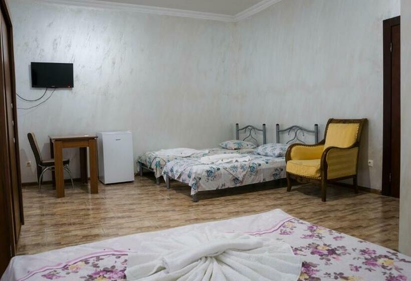 اتاق استاندارد چهار تخته, Sunrise