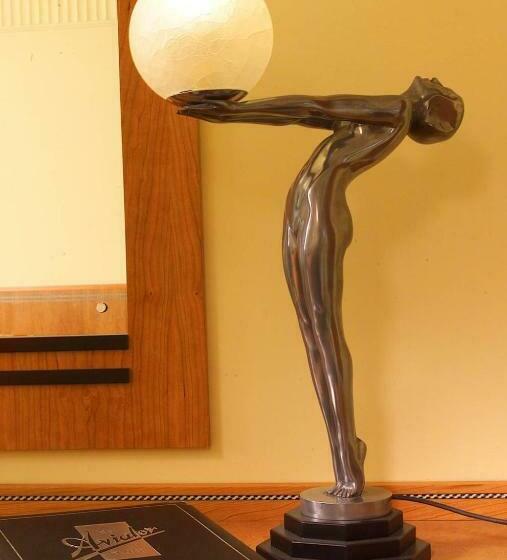 スタンダードルーム, The Aviator