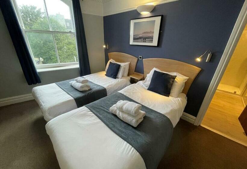 스탠다드 룸, The George